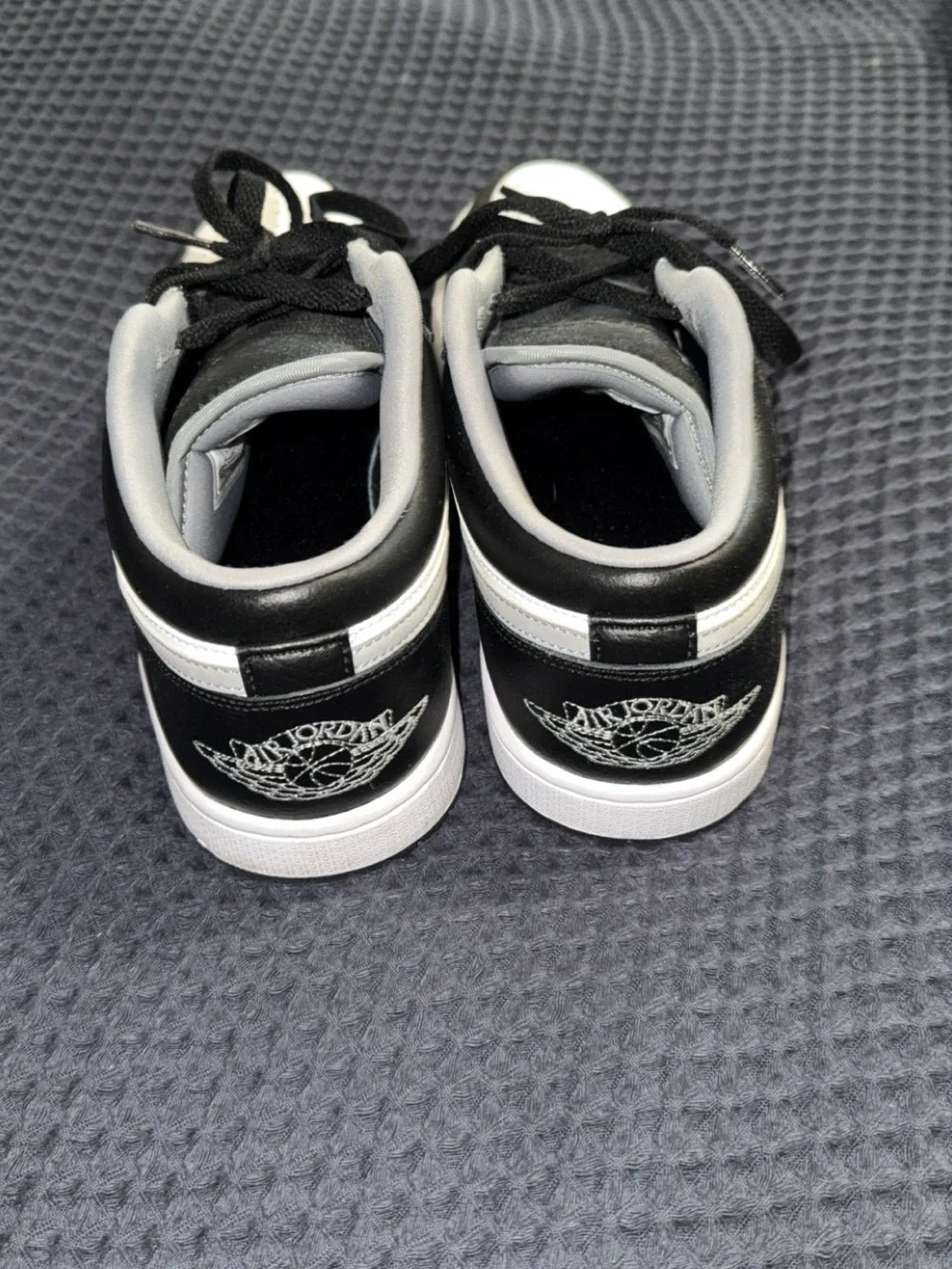 Nike Black, White & Gray Low-Top Athletic Sneakers